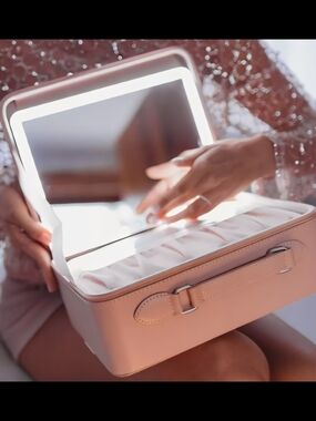 BAIA All-in-One Compact Beauty Bag Pink